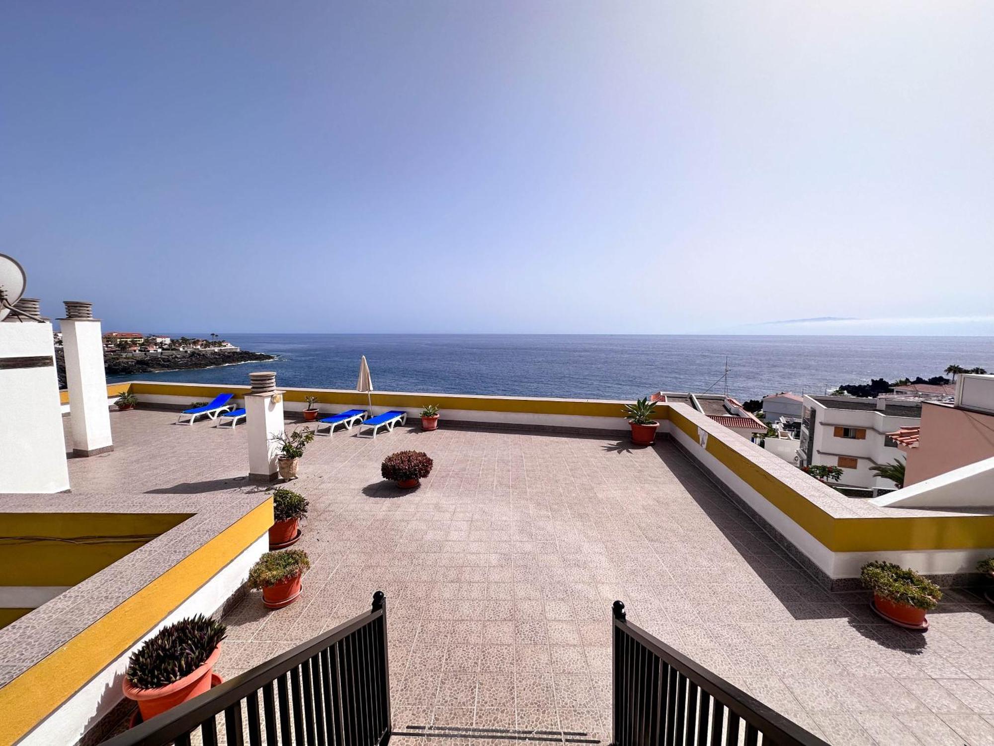 Black Sand Holiday Home ปัวร์โตเดซานตีอาโก ภายนอก รูปภาพ